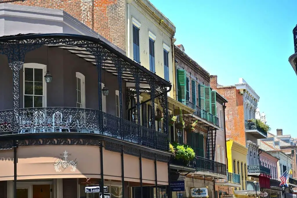 Should I Retire in New Orleans? Here Are the Facts (2021) Aging Greatly